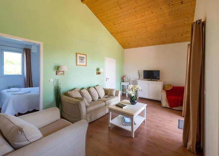 Les Du M4 Privilege By Interhome Дом отдыха Паранти-ан-Борн